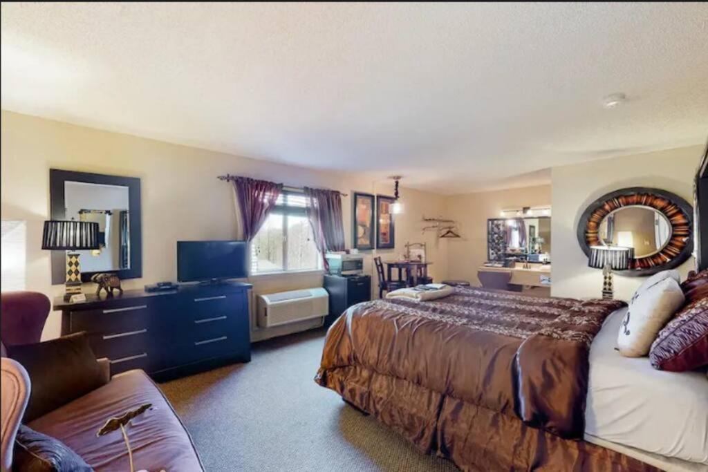 Suite Dreams 101 - Tradewinds Eureka Springs Exterior foto